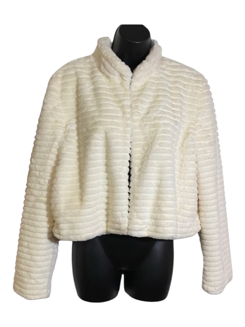 Betsey Johnson Coat Faux Fur Lightweight White Cropped Jacket Women’s Size Large
